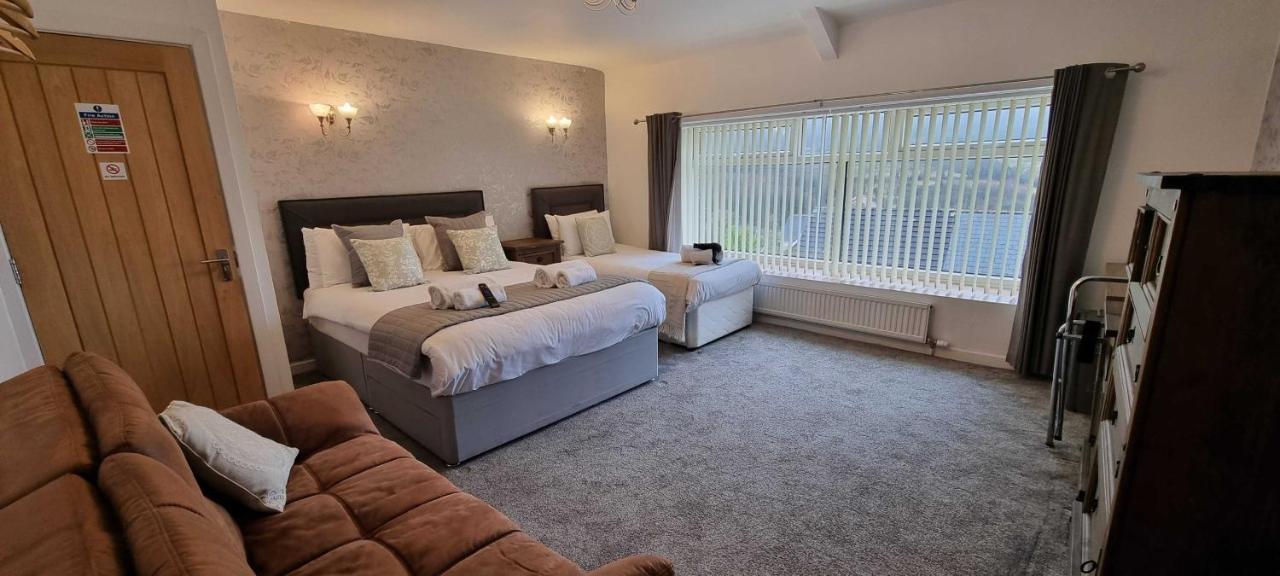The New Lodge Pontardawe Eksteriør bilde