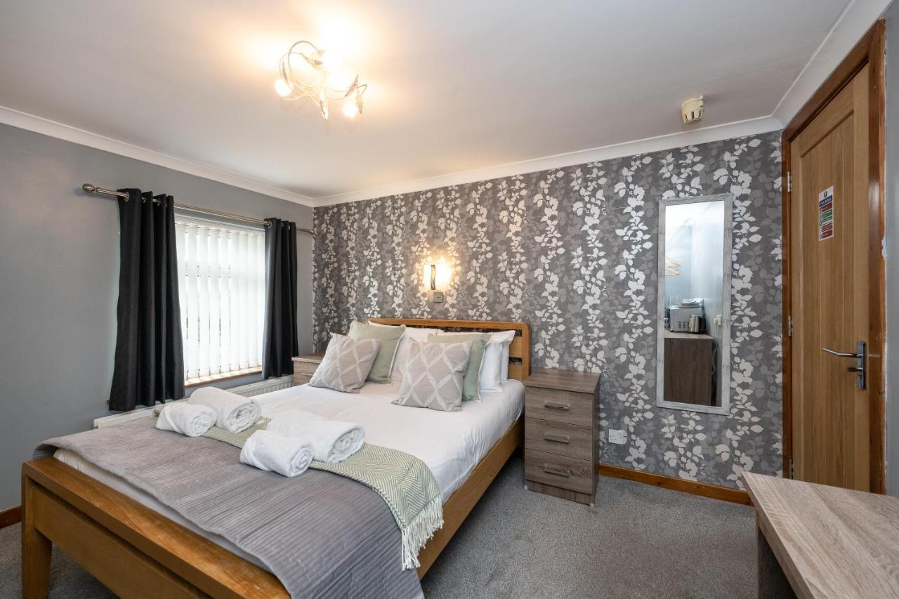 The New Lodge Pontardawe Eksteriør bilde
