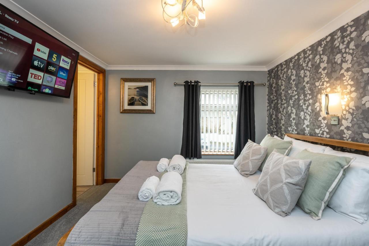 The New Lodge Pontardawe Eksteriør bilde