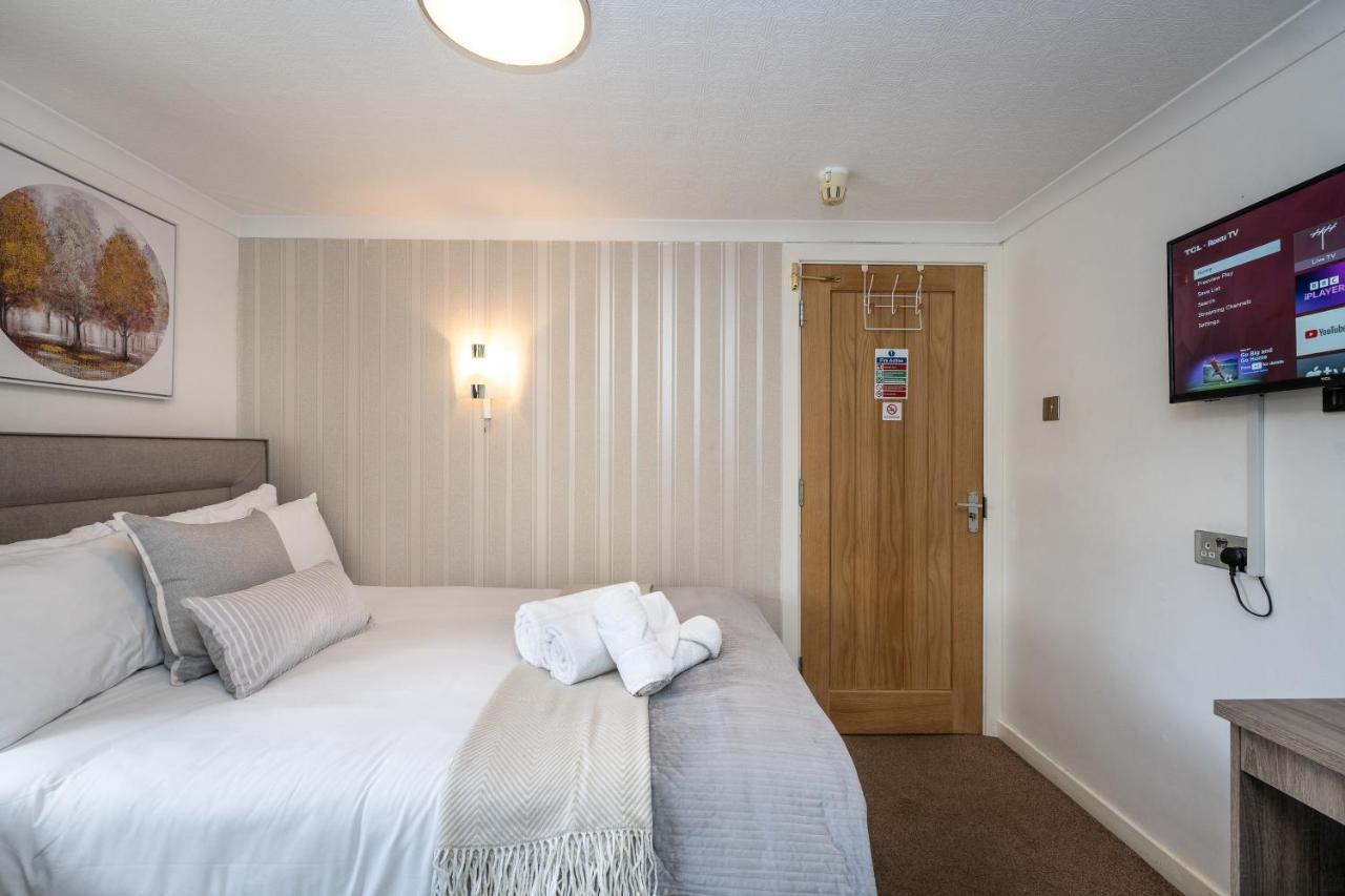 The New Lodge Pontardawe Eksteriør bilde
