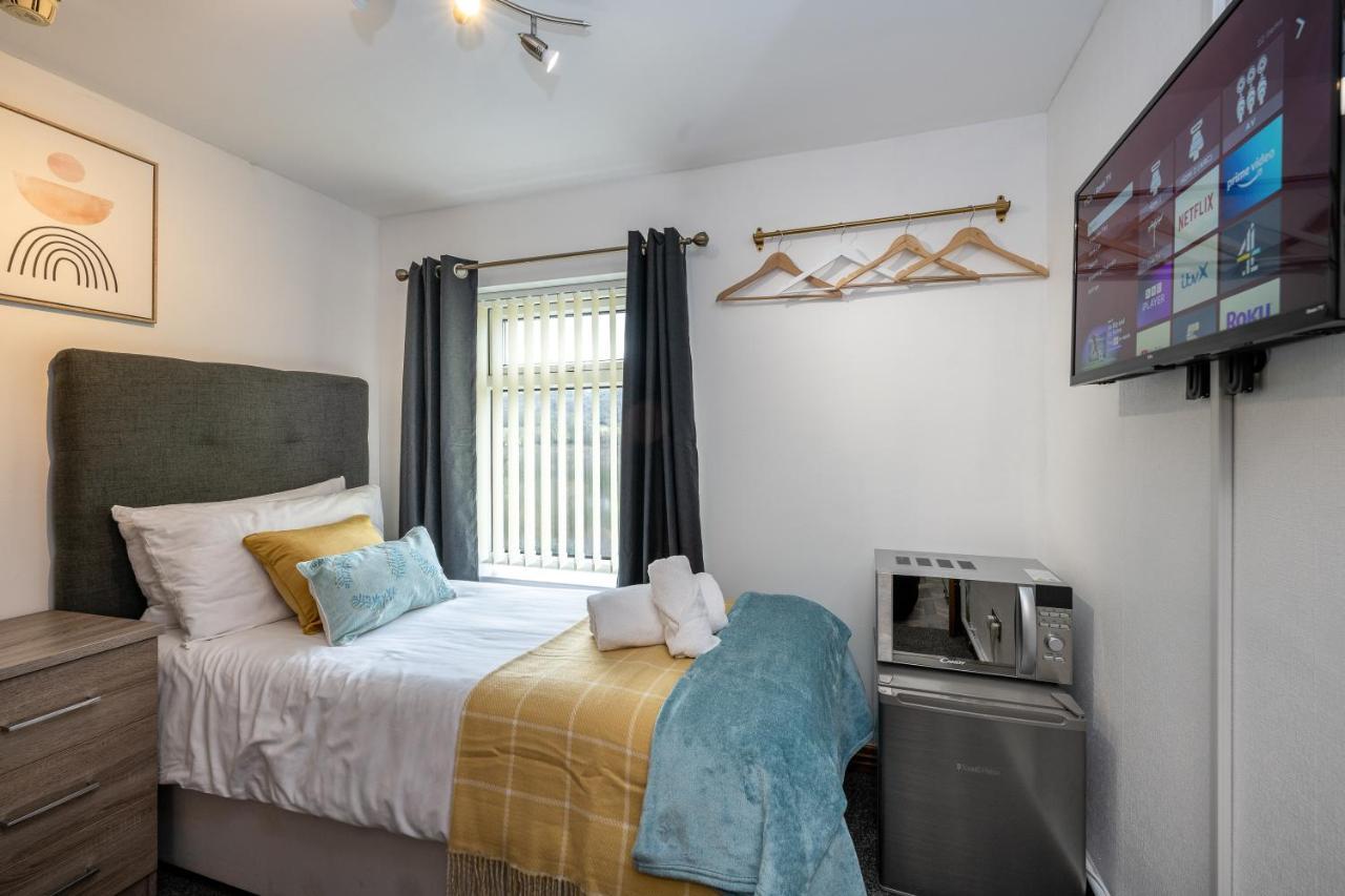 The New Lodge Pontardawe Eksteriør bilde