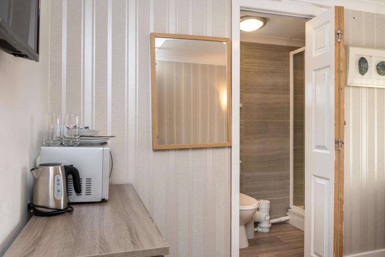 The New Lodge Pontardawe Eksteriør bilde